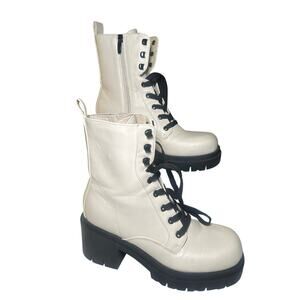 New Nine West women’s Juna cream color combat boots Sz 7.5 new w/o tags & box